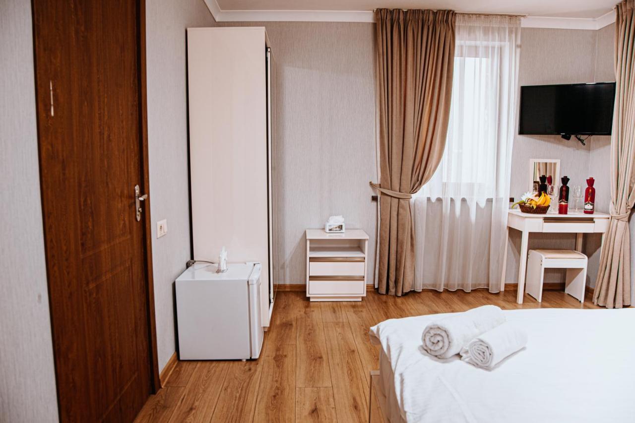 Sama Grand Hotel Tbilisi Eksteriør billede