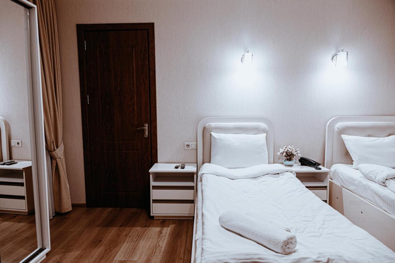 Sama Grand Hotel Tbilisi Eksteriør billede