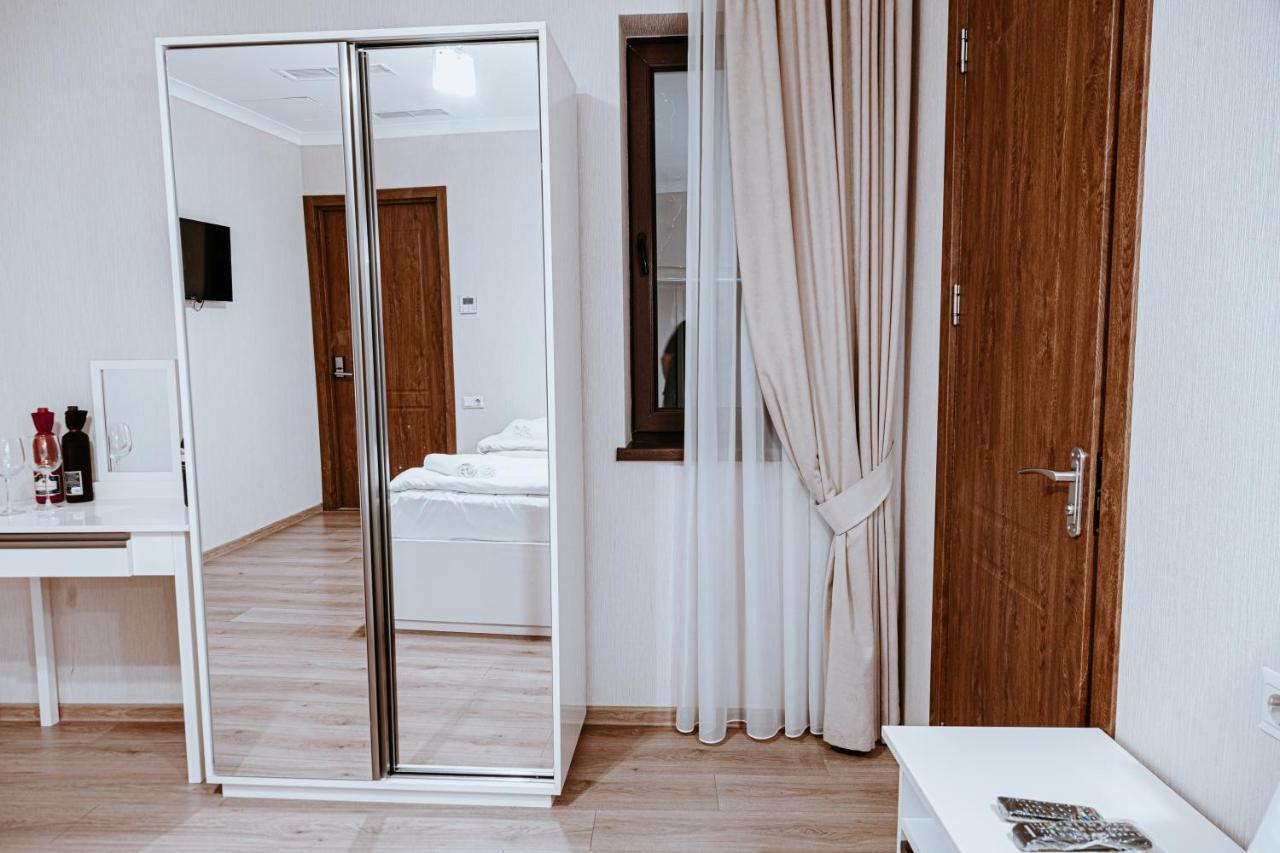 Sama Grand Hotel Tbilisi Eksteriør billede