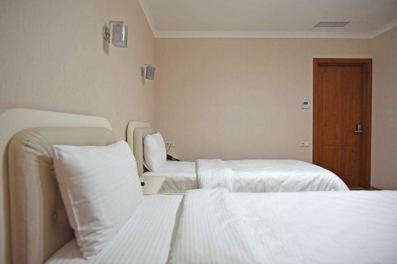 Sama Grand Hotel Tbilisi Eksteriør billede