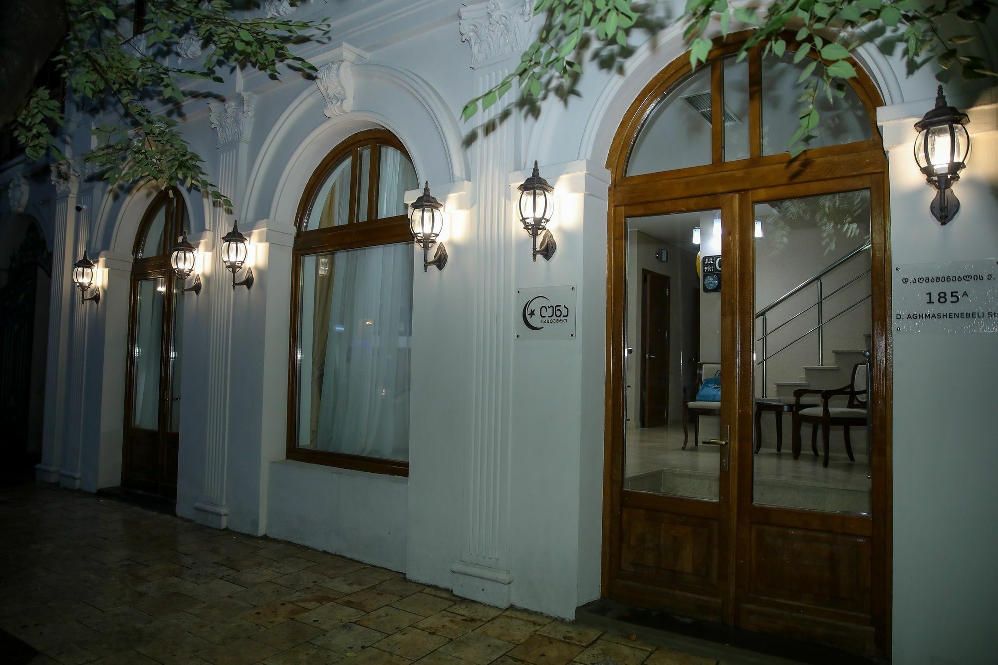 Sama Grand Hotel Tbilisi Eksteriør billede