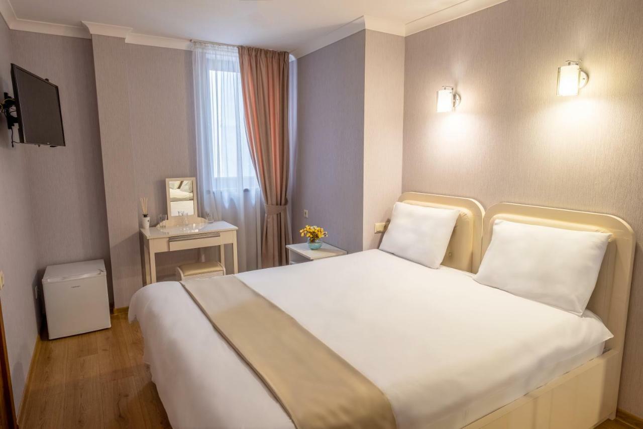 Sama Grand Hotel Tbilisi Eksteriør billede